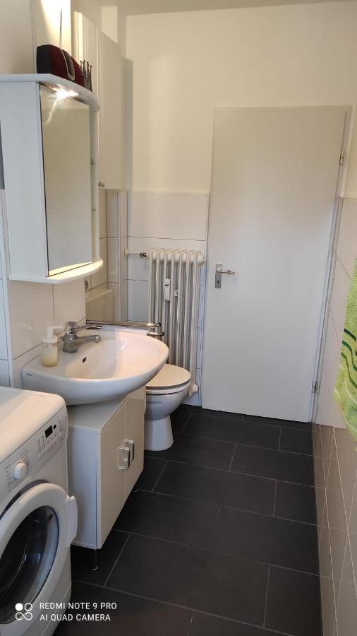 Schoene Und Gemuetliche Wohnung BRE Esterno foto